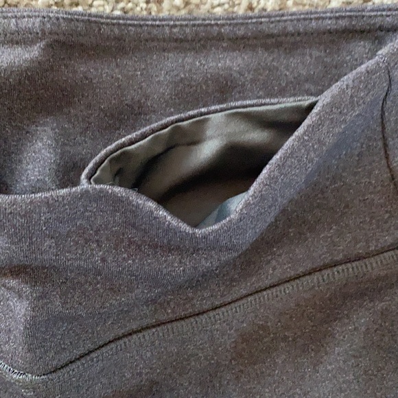 Alo Yoga Goddess Dark Grey and White Leggings - Picture 4 of 7